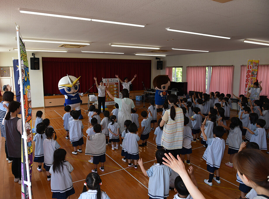 im-csr04-thumb-54.jpg
